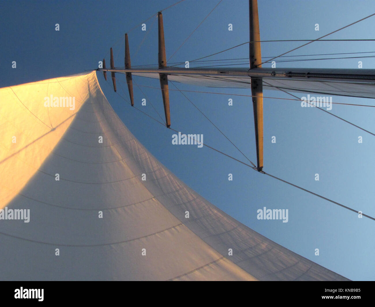 Halyard hires stock photography and images Alamy