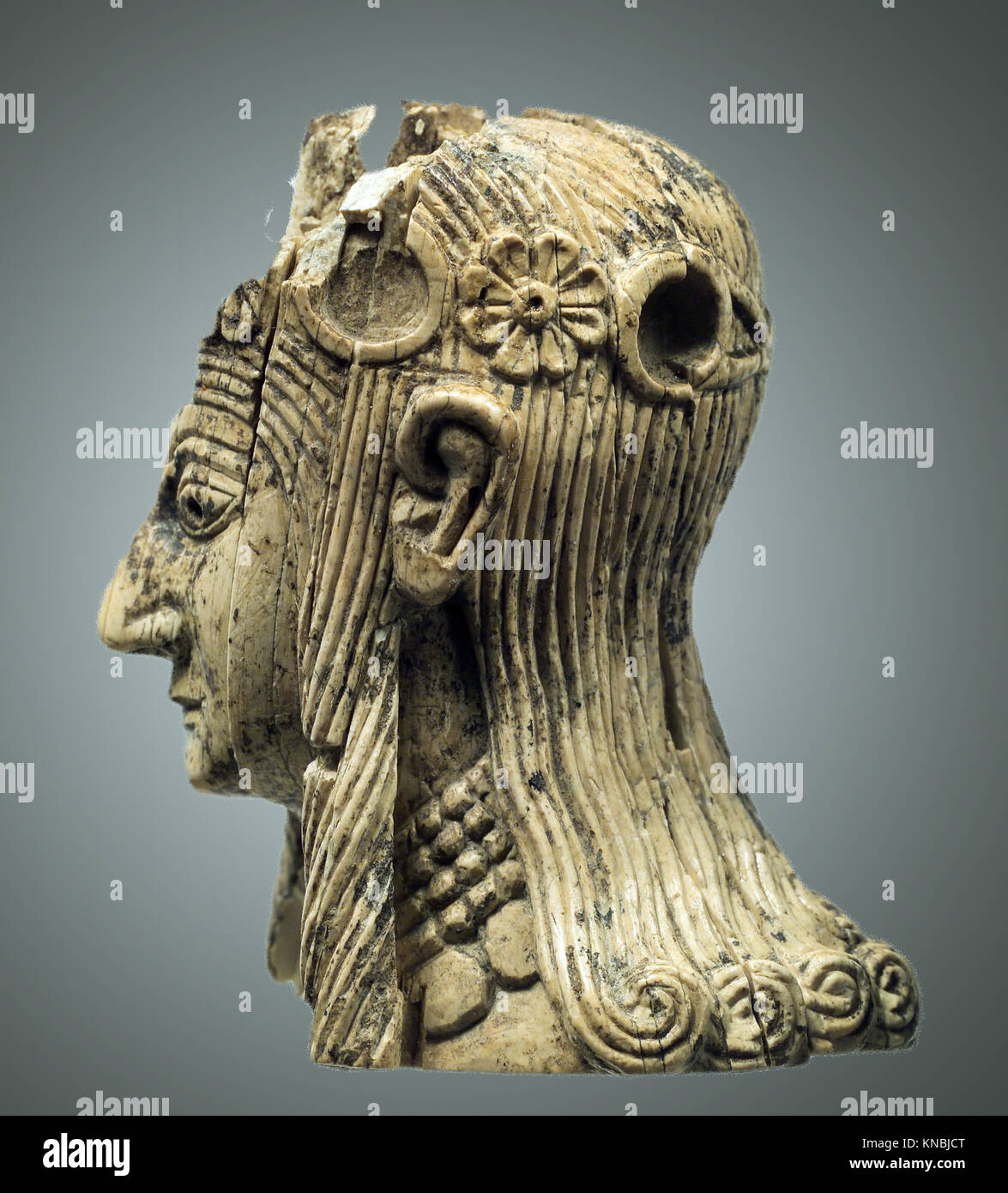 6200. STONE MASK PERHAPS USED IN CULTIC CEREMONIES, NEOLITHIC' PERIOD,  7TH. MILLENNIUM B.C. found in the Judean Hills. Stock Photo