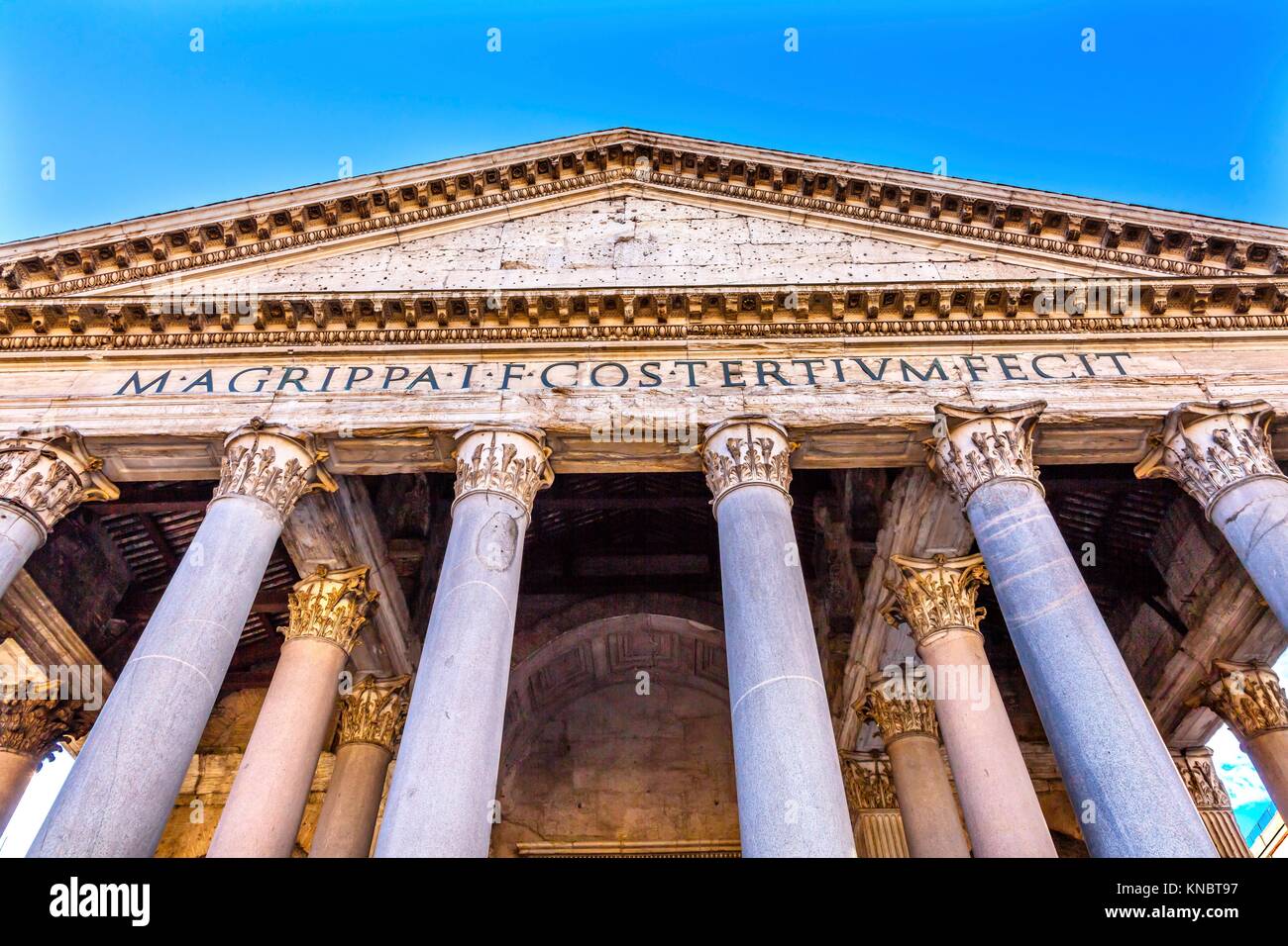Pillars Pantheon Rome Italy Rebuilt by Hadrian in 118 to 125 ADthe