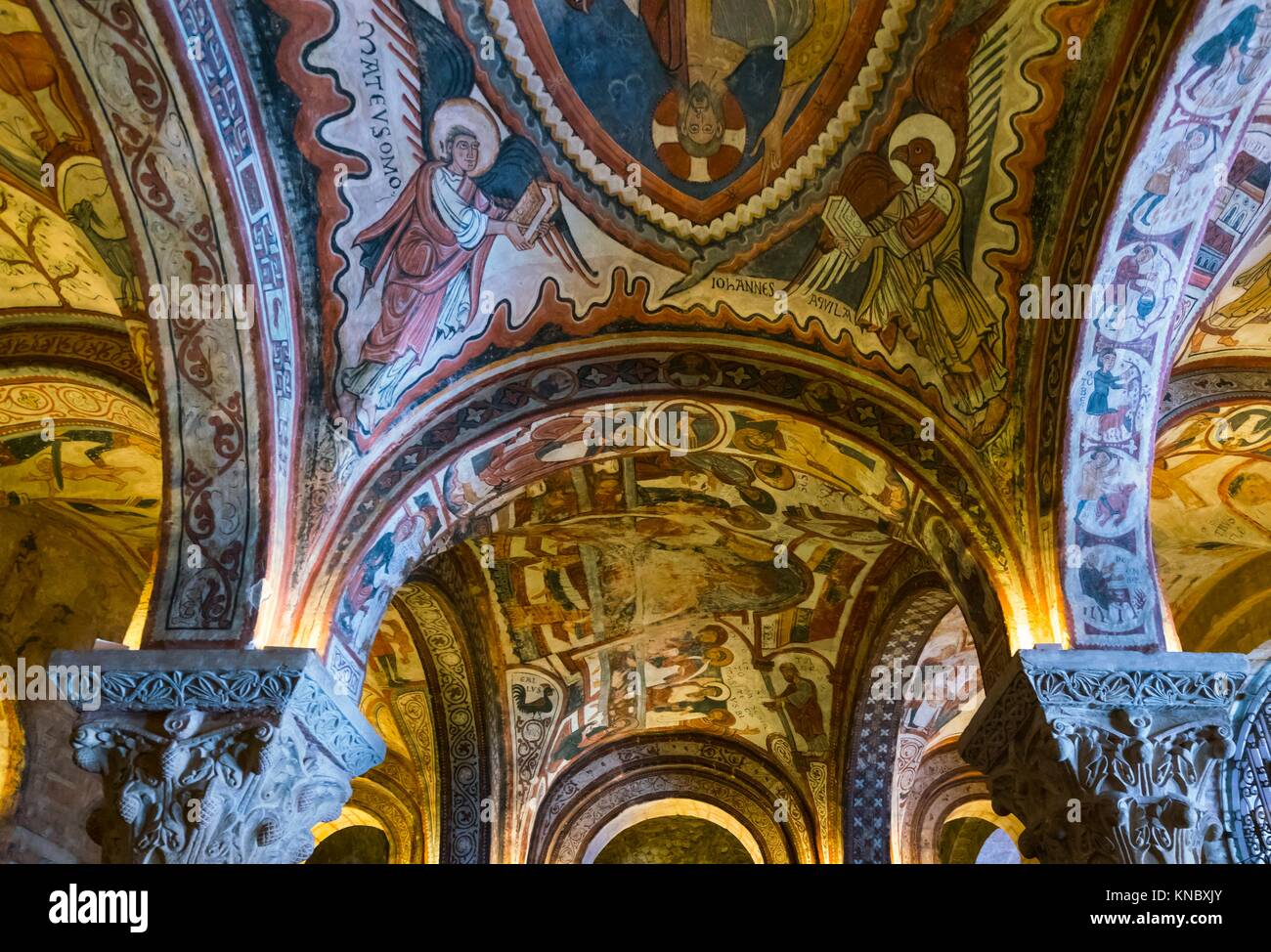 Royal pantheon of the basilica of san isidoro hires stock photography