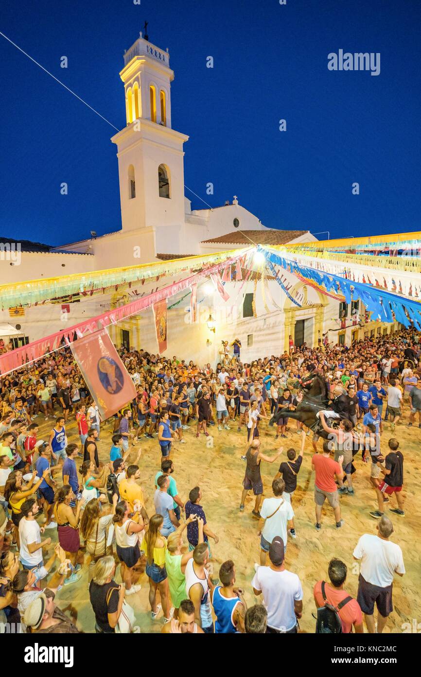 Jaleo, traditional dance with horses, originally from the 14th century