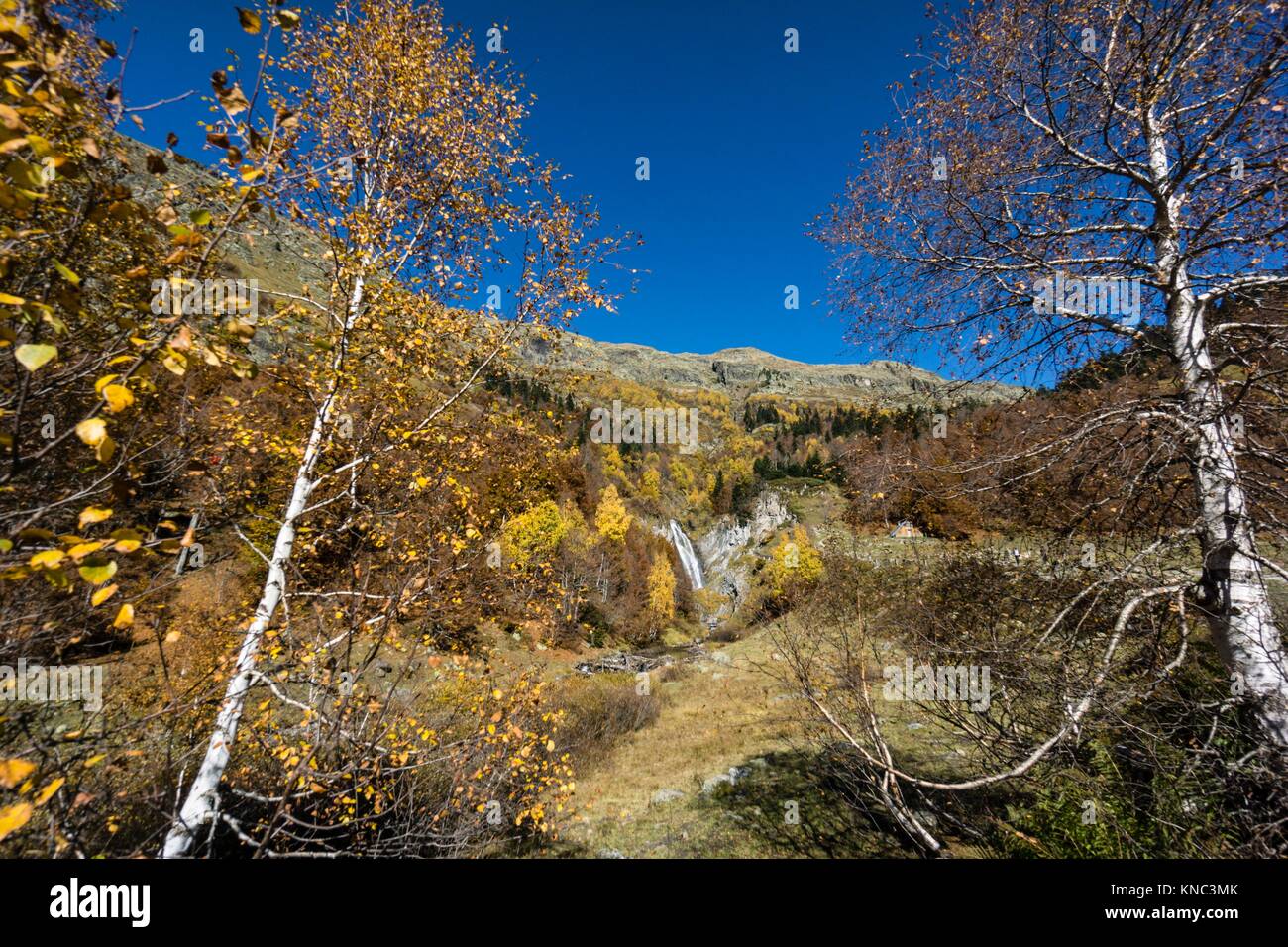 Pish Cascada Del Saut Deth Pish High Resolution Stock Photography and Images ...