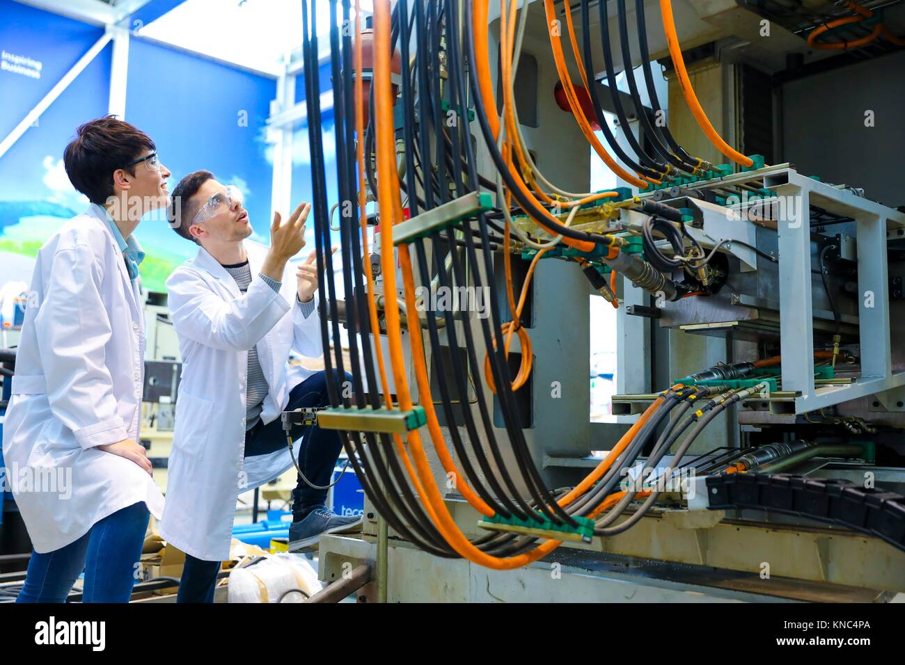 Researchers in machining center, Industry, Tecnalia Research