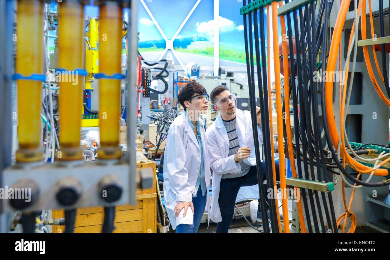 Researchers in machining center, Industry, Tecnalia Research & innovation, Technology and Research Centre, Miramon Technological Park, San Sebastian, Stock Photo