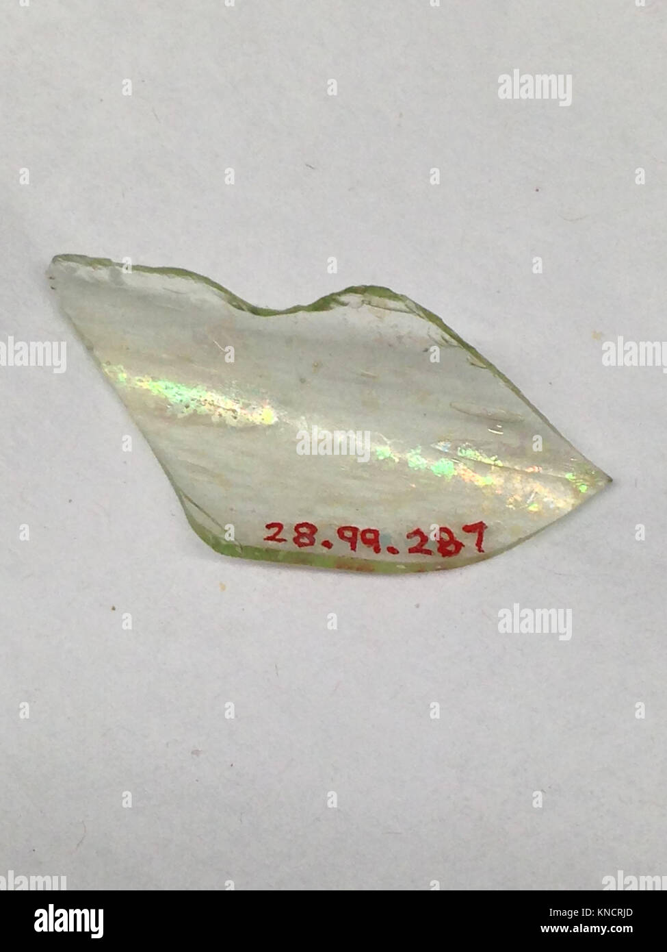 Fragmented objects hi-res stock photography and images - Alamy