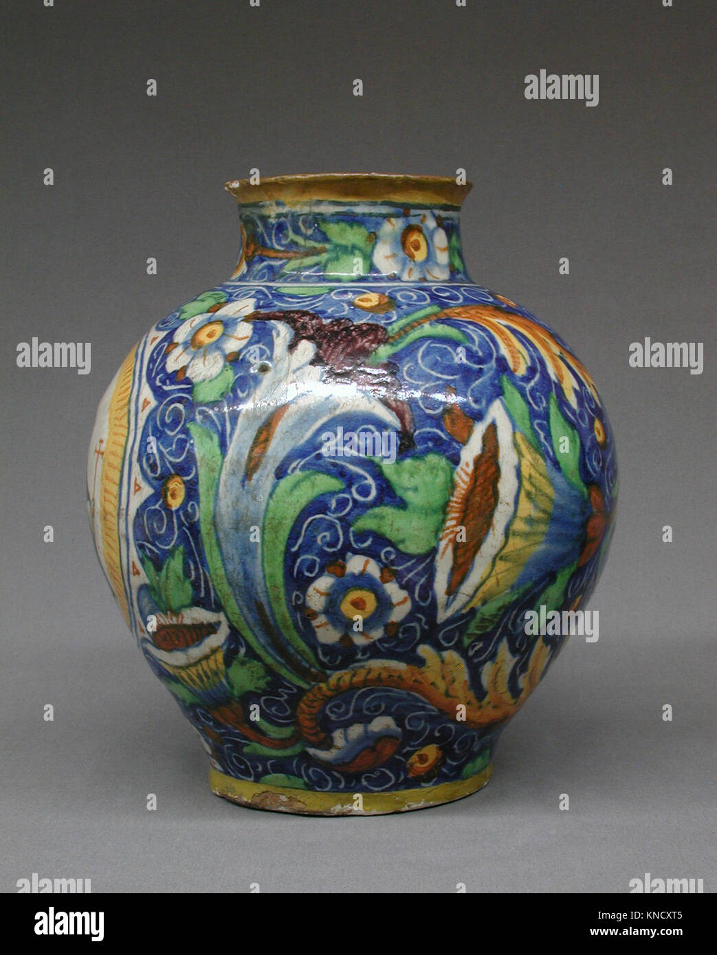 Globular jar MET LC-02 5 14-002 188534 Maker: Style of Domenico Veneziano, Italian, active by 1438?died 1461 Florence, Globular jar, late 16th century, Maiolica (tin-glazed earthenware), Overall (confirmed): 10 3/8 x 8 15/16 x 8 15/16 in. (26.4 x 22.7 x 22.7 cm). The Metropolitan Museum of Art, New York. Gift of W. B. Osgood Field, 1902 (02.5.14) Stock Photo