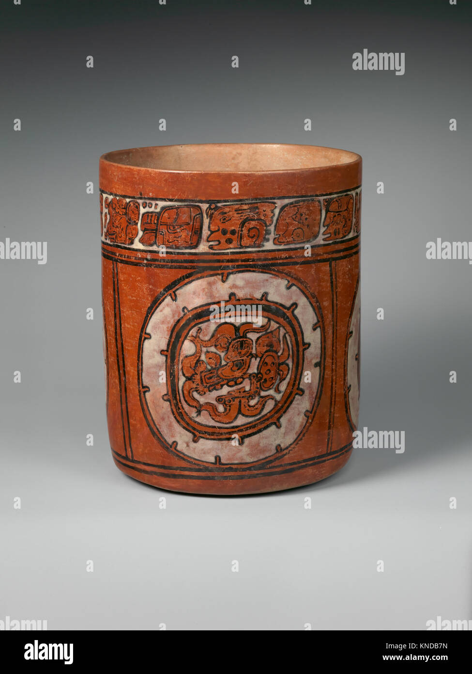 Cylindrical Vessel MET DP13003003 319633 Stock Photo Alamy