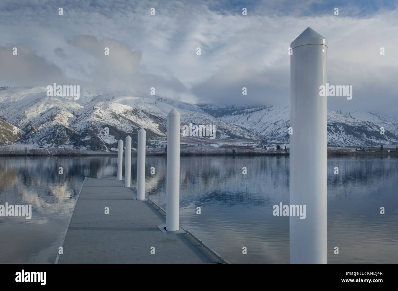 Boat dock on Columbia River, Entiat Washington Stock Photo Alamy