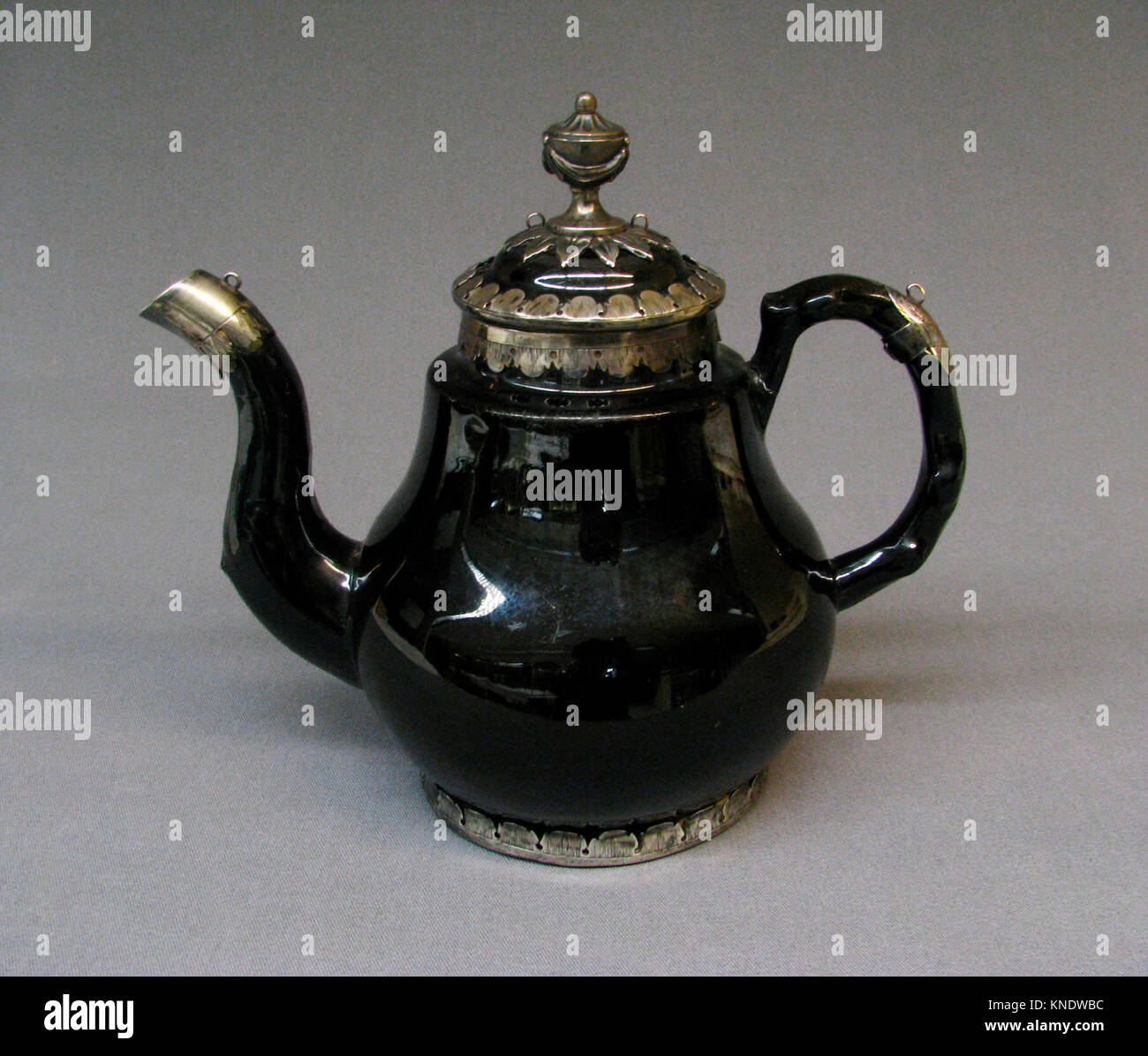 Teapot. Date ca. 1810; Culture French; Medium Leadglazed (black