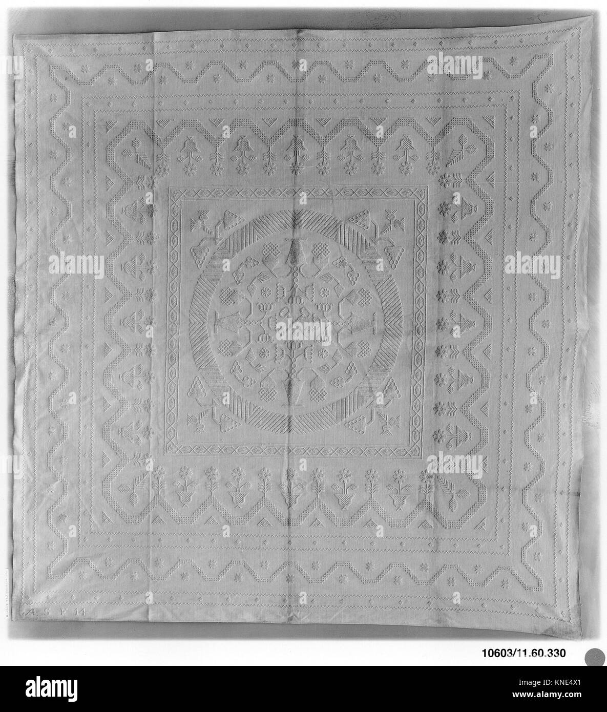 This Bolton-type counterpane features intricate 19th-century American ...