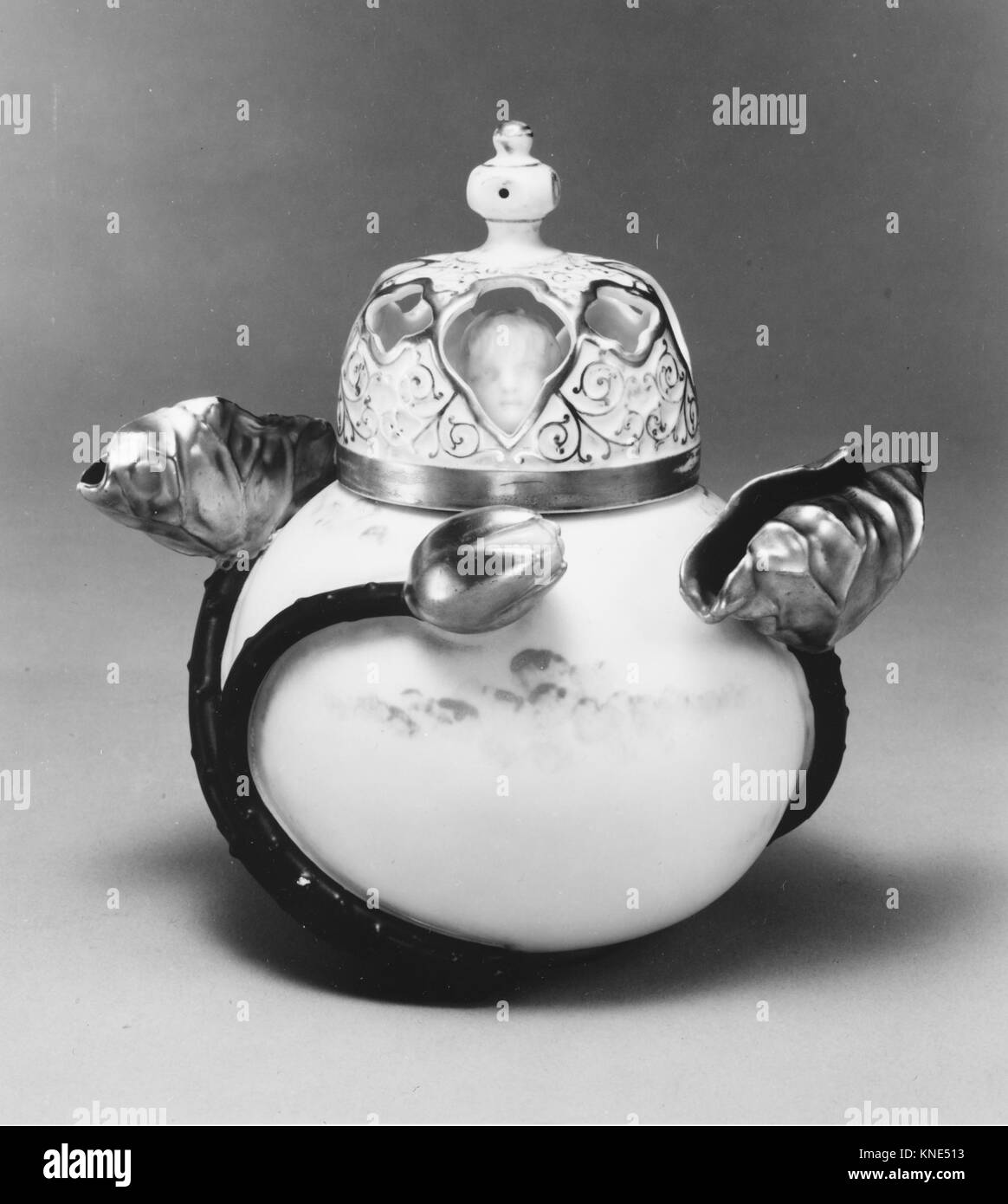 Covered Potpourri Jar MET 254535 14362 Stock Photo Alamy