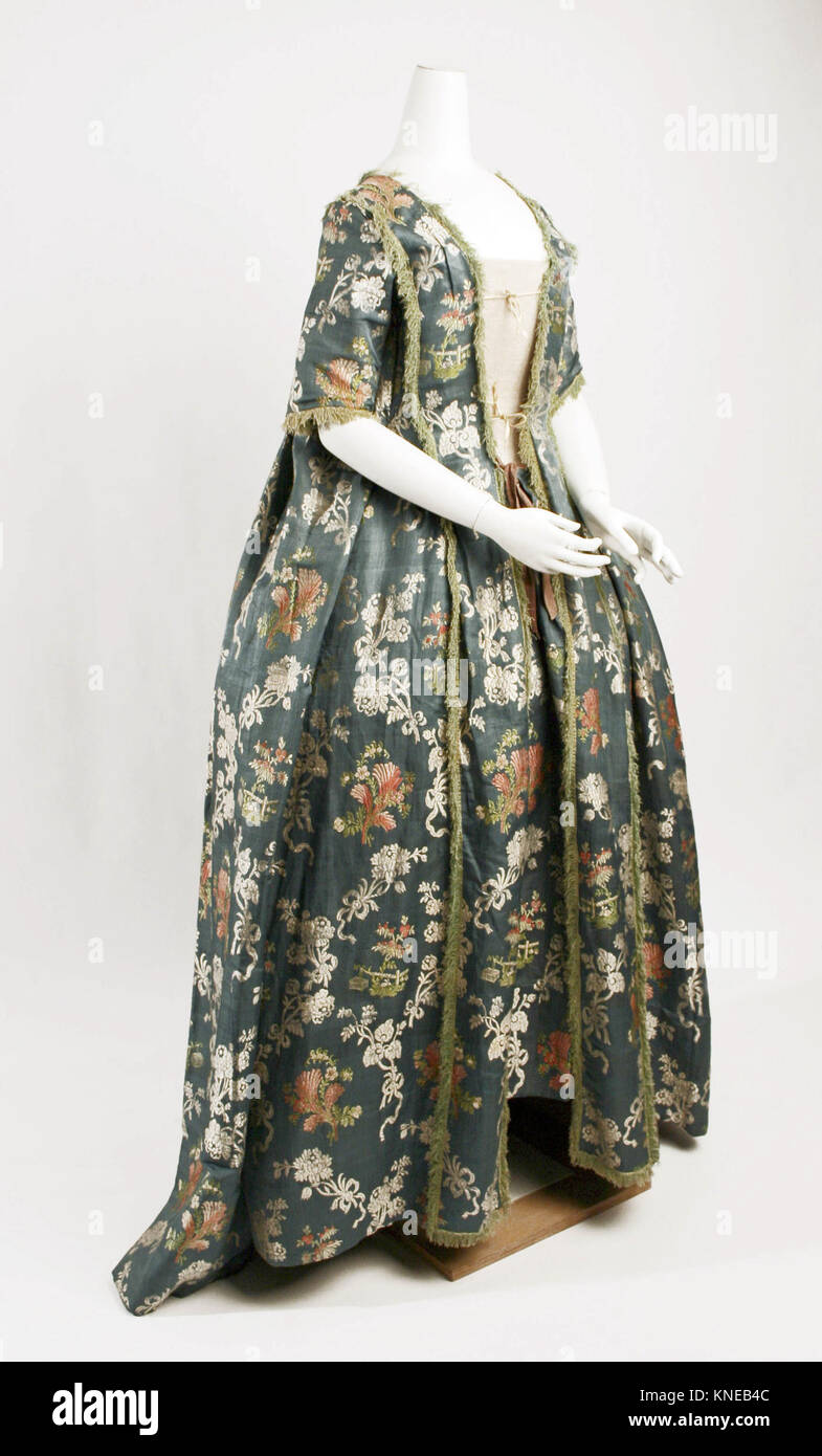 the-18th-century-dress-demonstrates-european-aristocratic-fashion