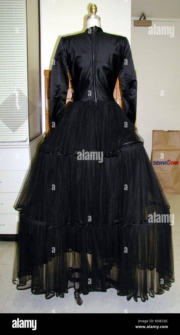 green emerald velvet dress Fate/Grand Order Fate Go Jeanne d'Arc Black Cosplay DressGame Cosplay Costumes