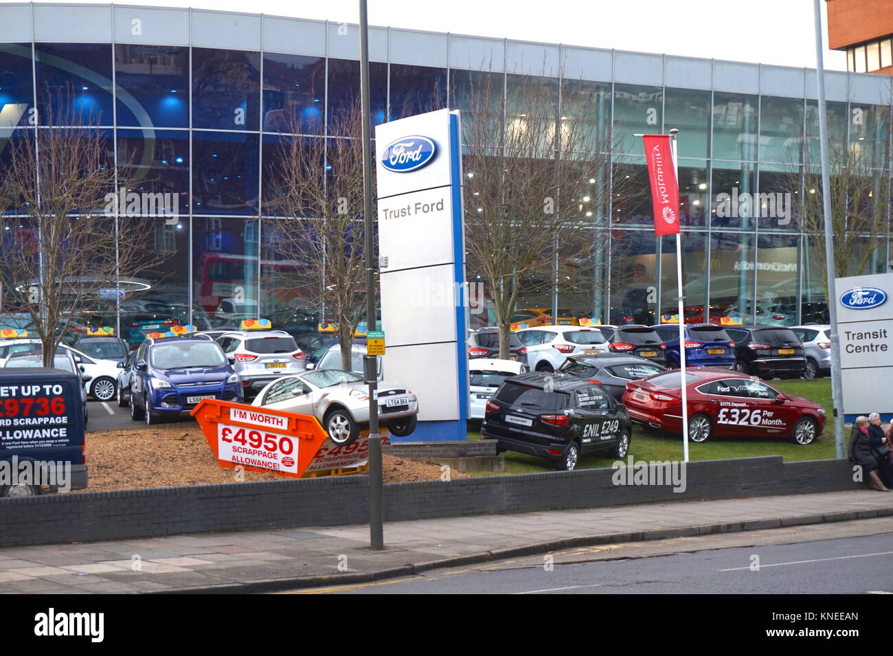Salesmen in cars hires stock photography and images Alamy