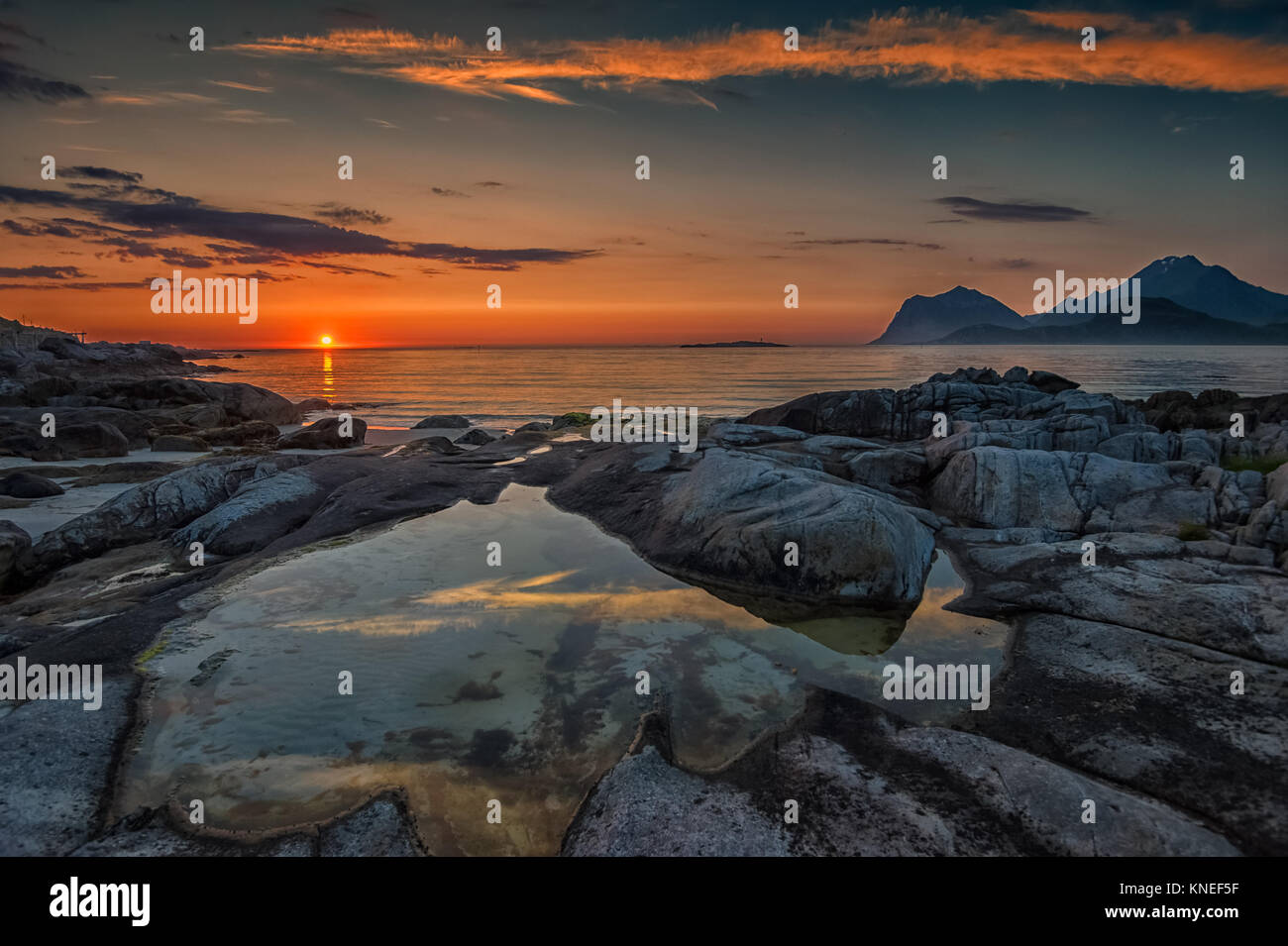 Midnight sun marathon hi-res stock photography and images - Alamy