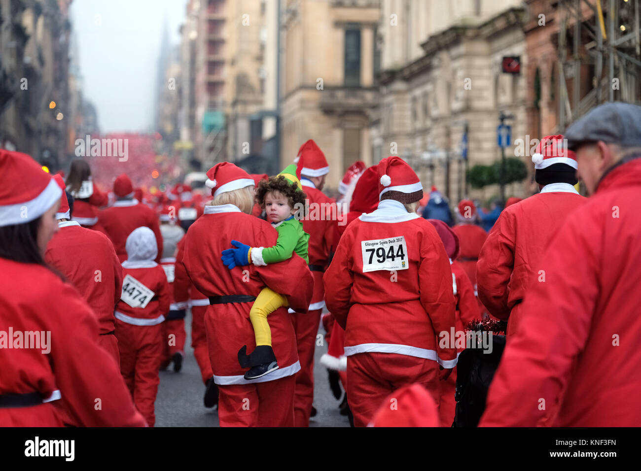 Pic shows: Massive Santa Run in Glasgow this morning 10.12.17 Thousands ran through the streets braving temperatures of minus seven     Pic by Gavin R Stock Photo
