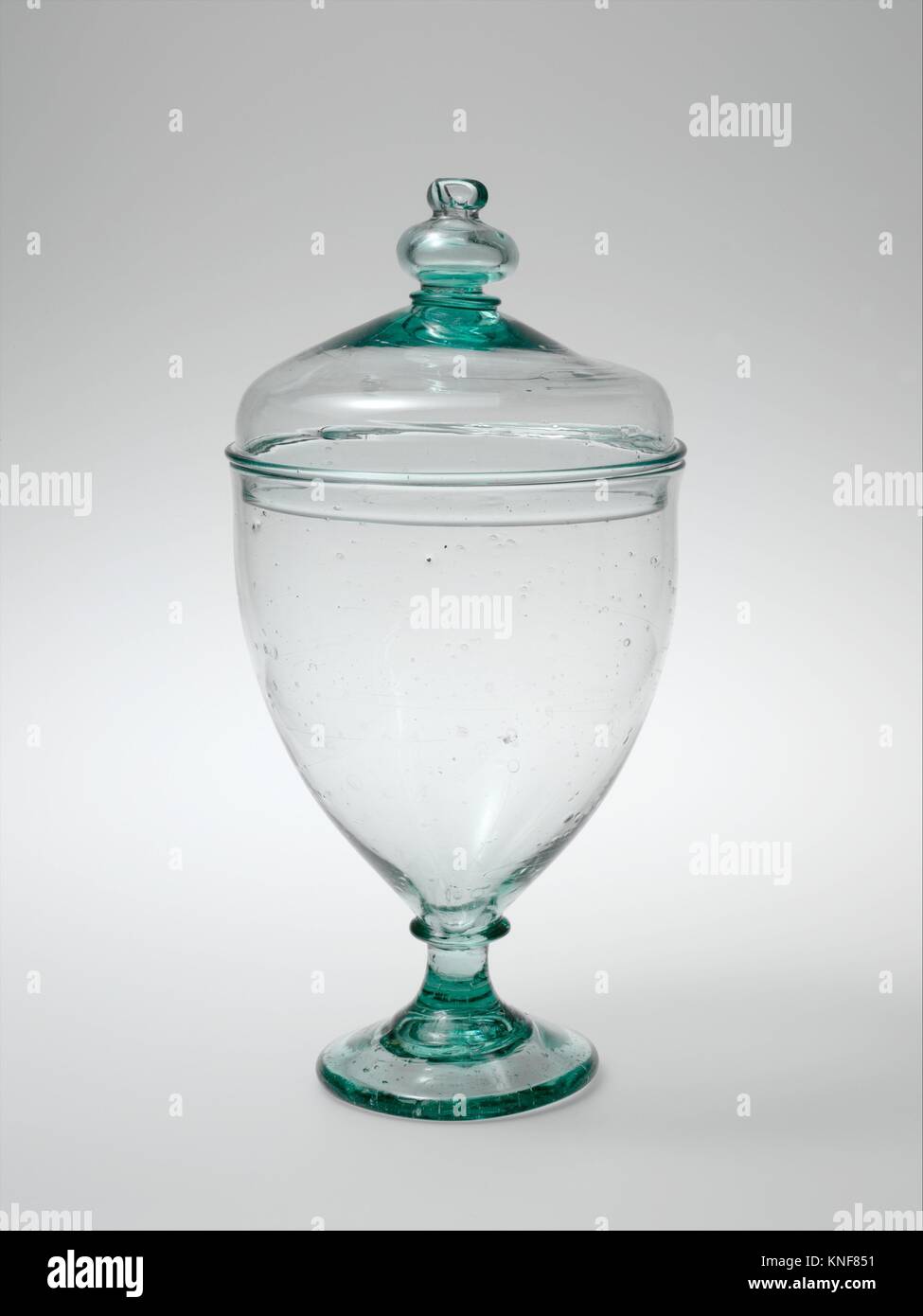 Glass urn hi-res stock photography and images - Alamy