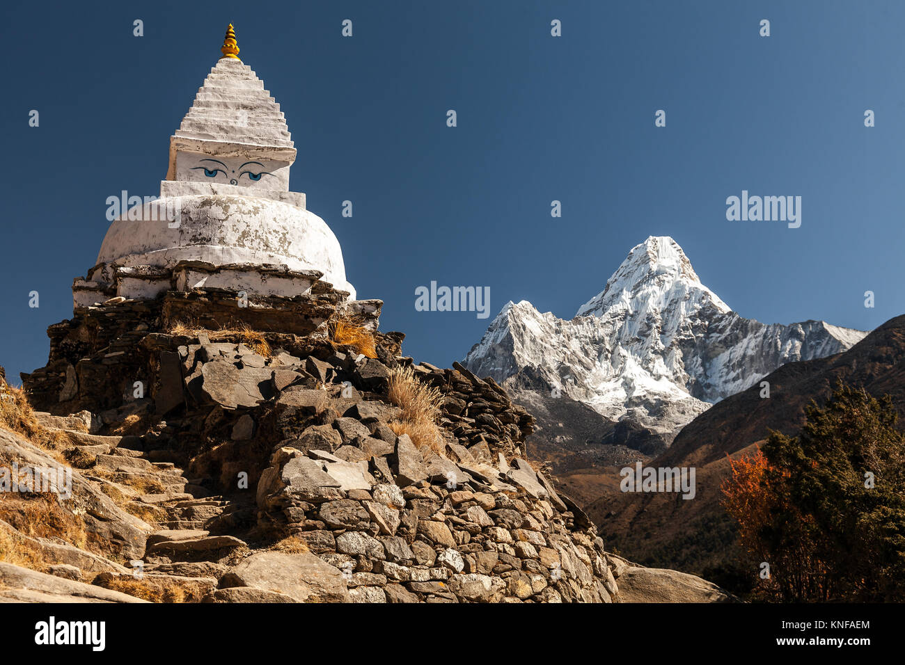 Ama Dablam, Everest region, Himalaya, Nepal Stock Photo