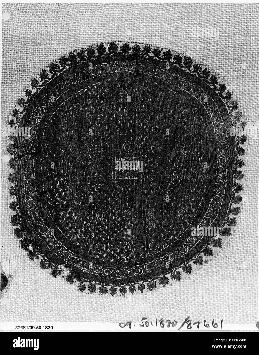 Roundel. Date: 4th-5th century; Geography: Attributed to Egypt; Medium ...