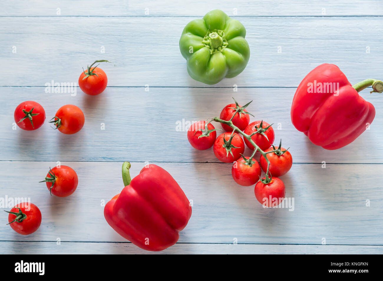Fresh tomatoes and peppers Stock Photo - Alamy