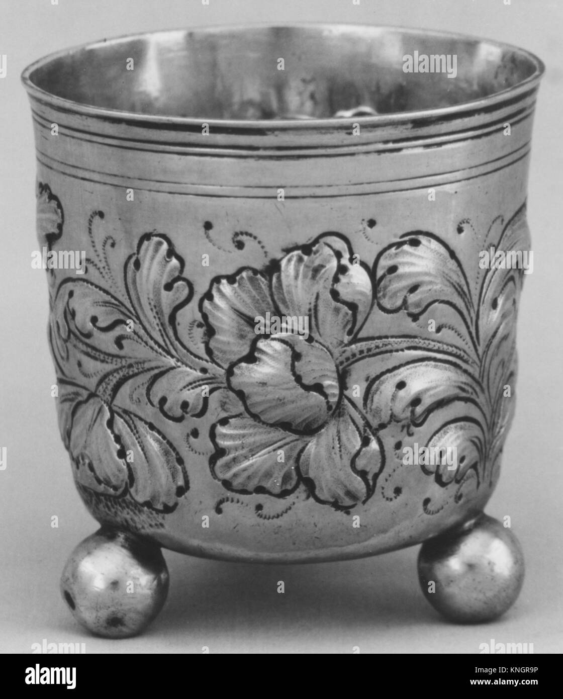 This beaker, an example of fine craftsmanship, features elegant design ...