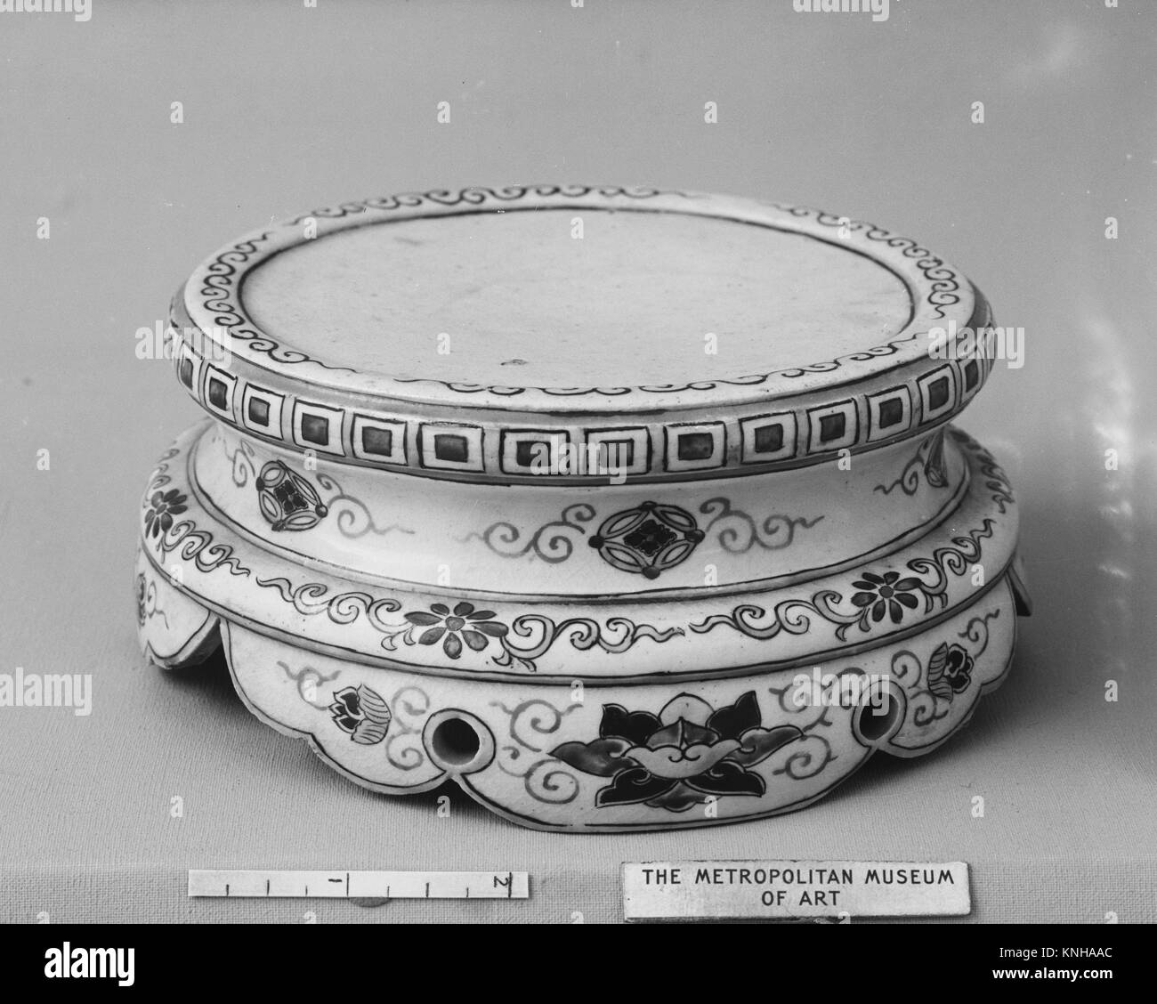 Pedestal. Date early 19th century; Culture Japan; Medium White porcelain crackled and