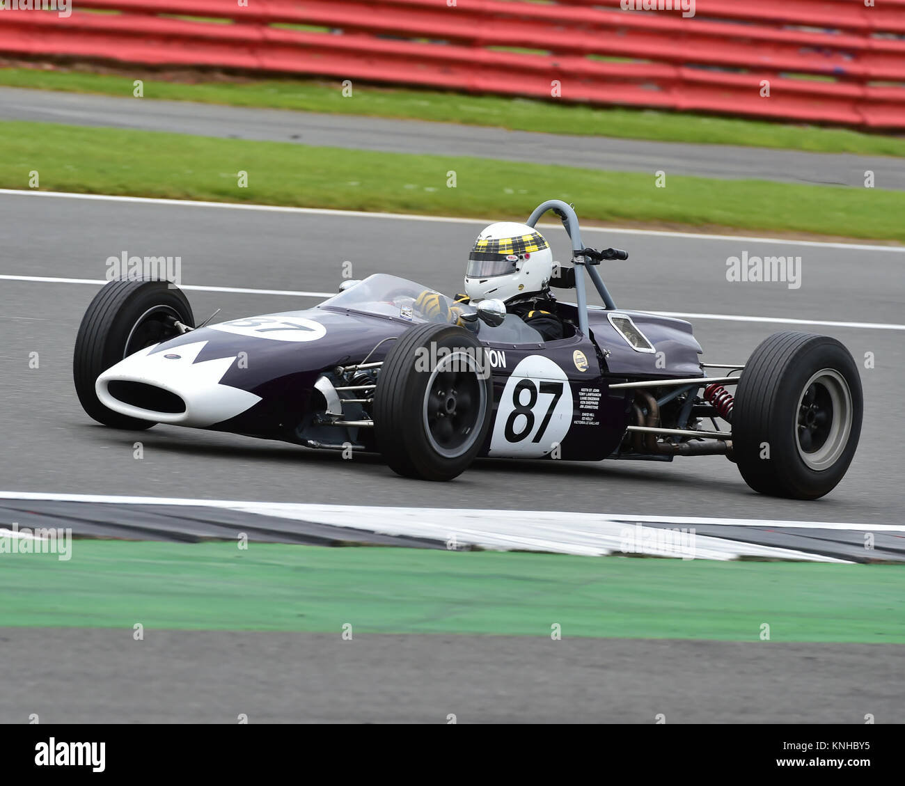 peter-barclay-brabham-bt15-fjhra-historic-formula-junior-hscc