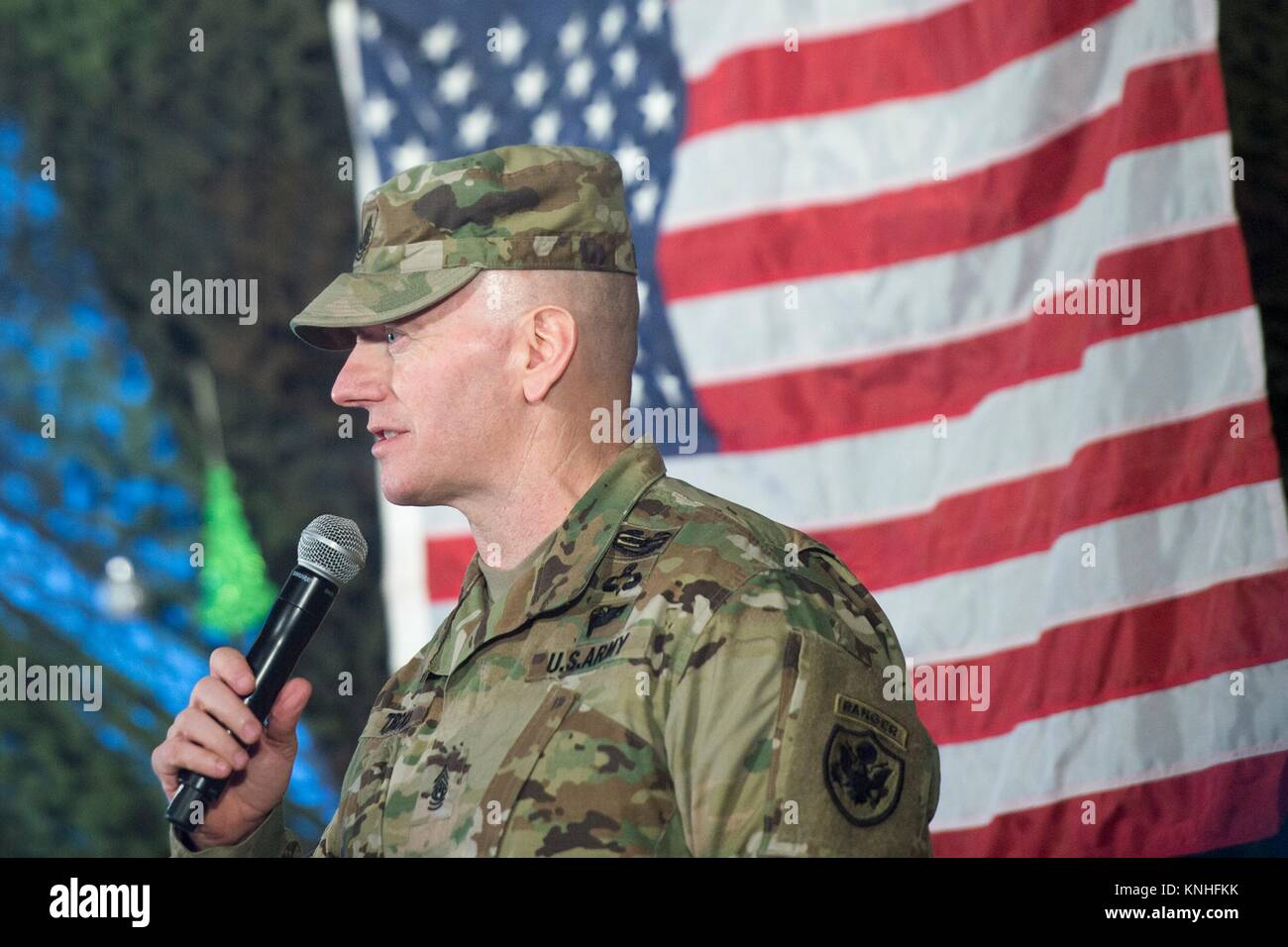 U.S. Joint Chiefs of Staff Chairman Senior Enlisted Advisor John Troxell speaks to U.S. soldiers during the CJCS USO Holiday Tour December 25, 2016 in Iraq. (photo by PO2 Dominique A. Pineiro  via Planetpix) Stock Photo