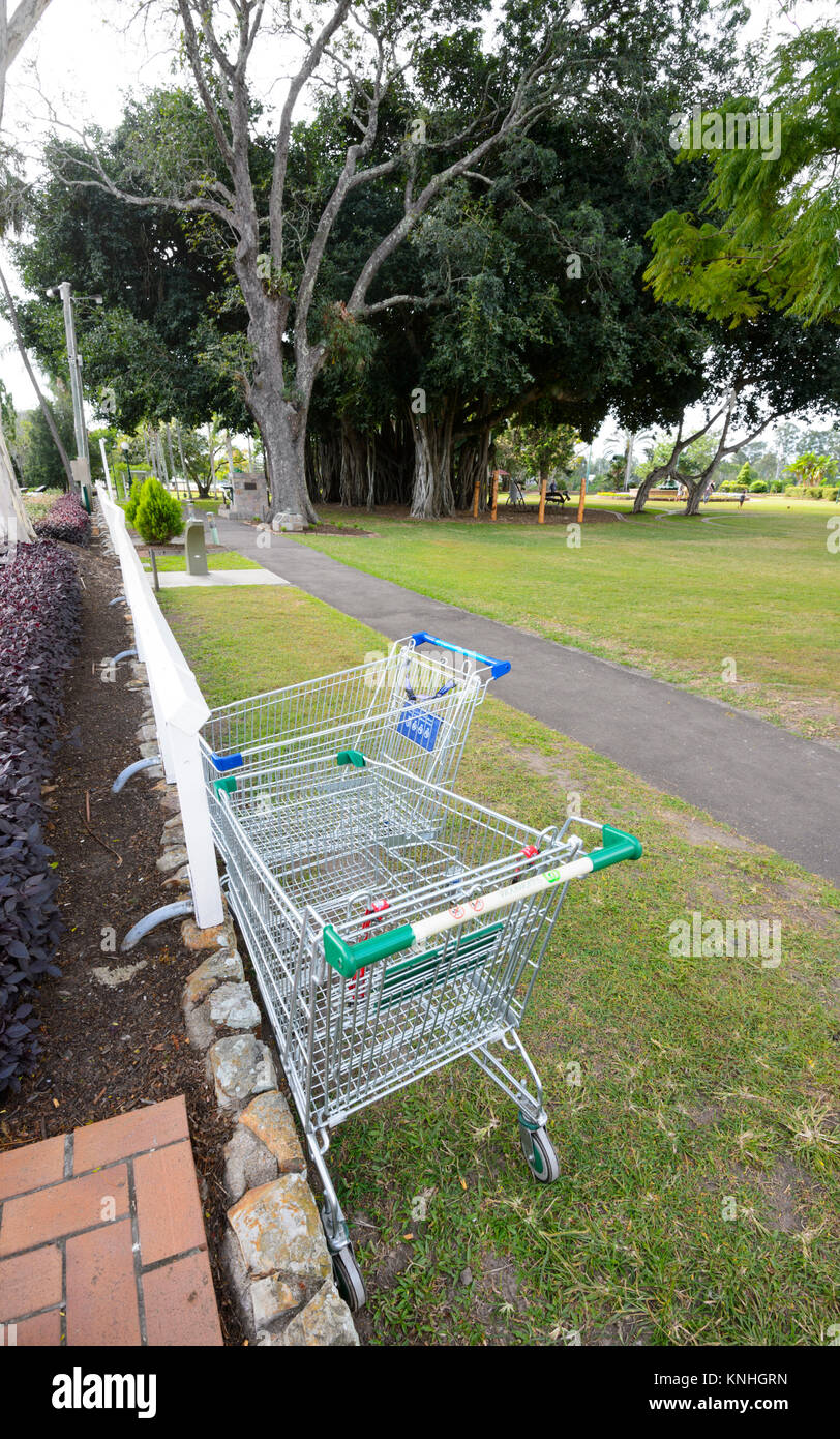 Shopping trolleys australia hires stock photography and images Alamy