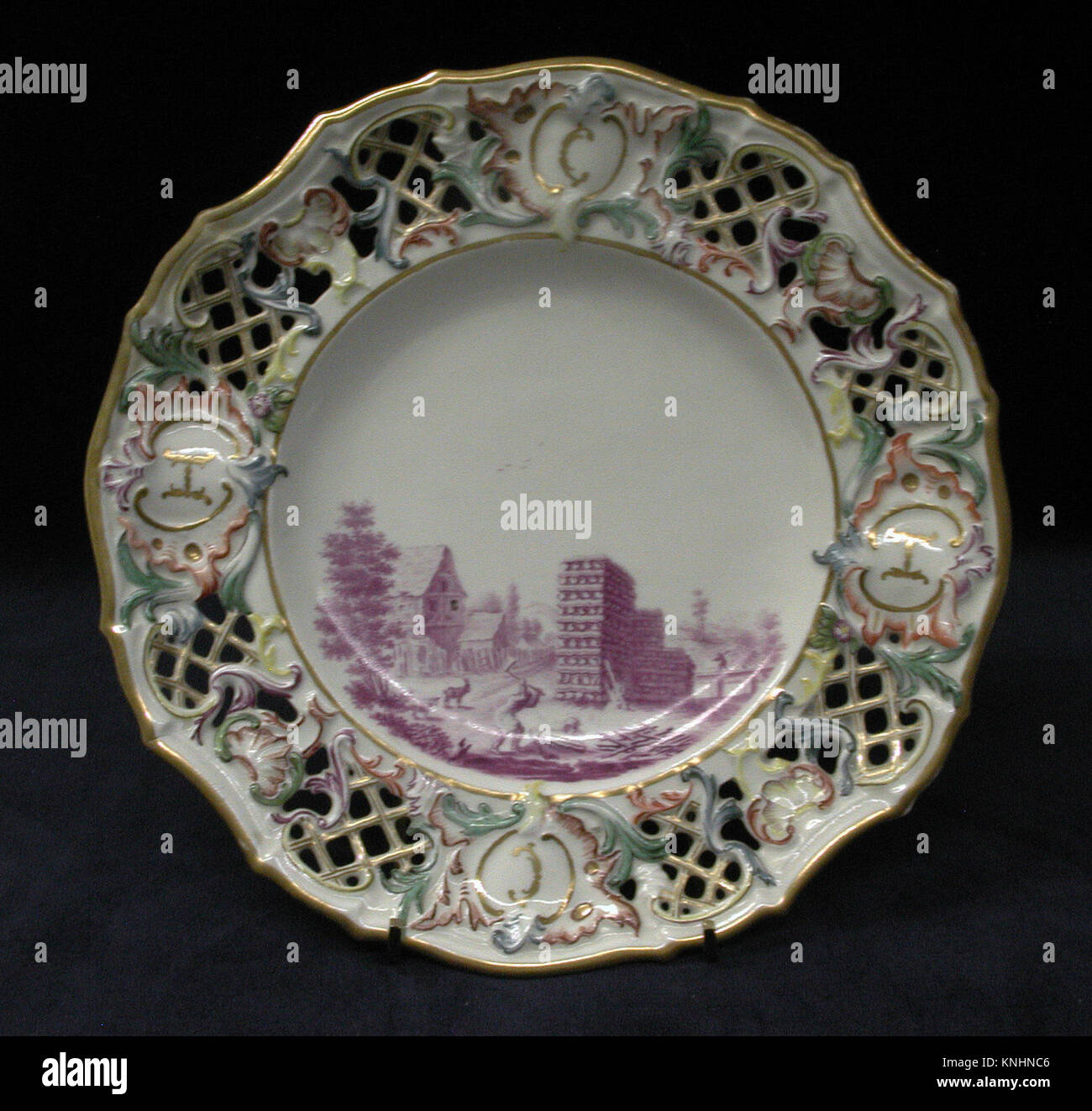 This dessert plate exemplifies the delicate craftsmanship and design ...