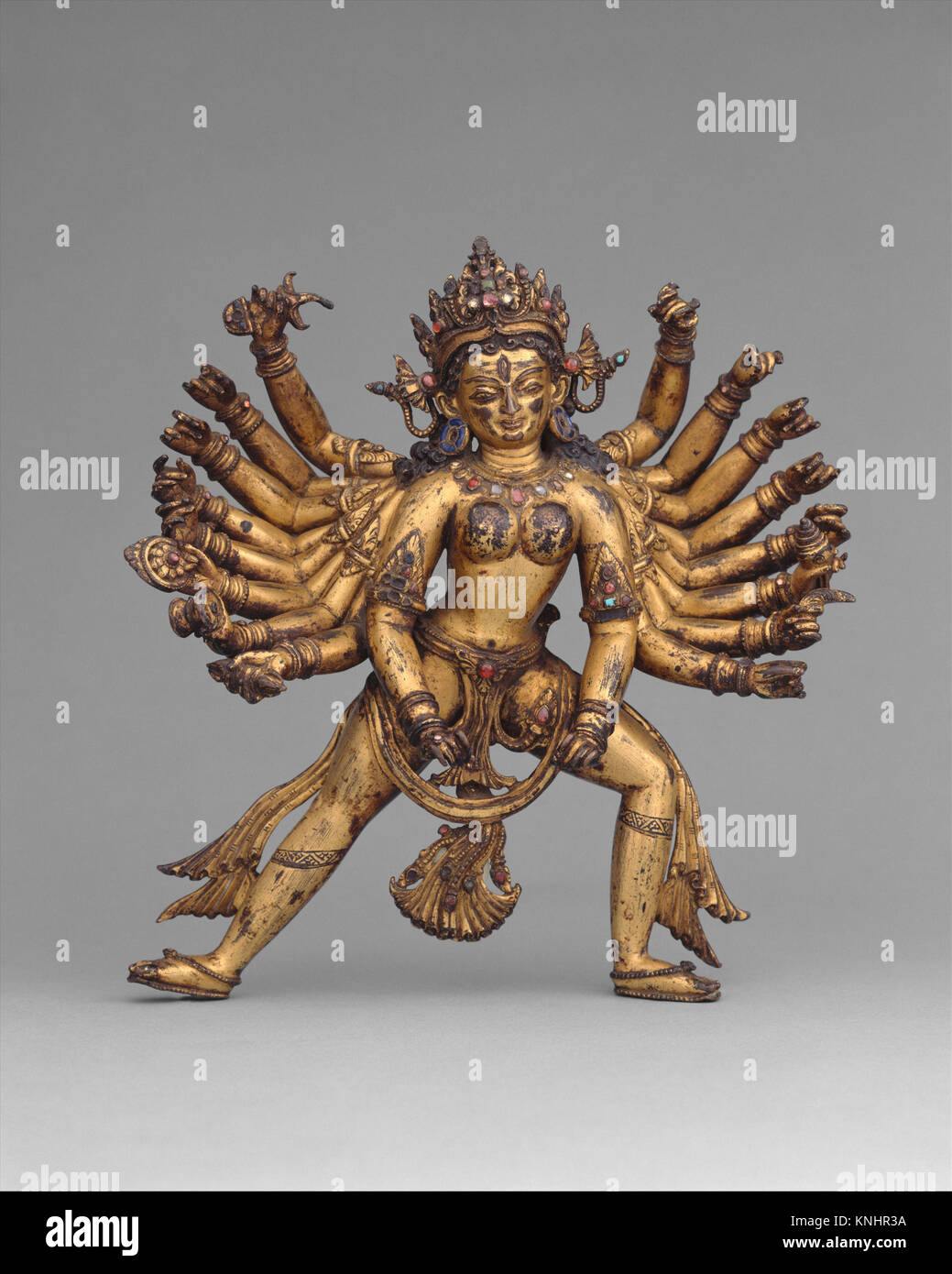 12.5 Durga Bronze Déesse hindoue Durga Avec 8 bras dans Vitakra Mudra  Debout au sommet mahishasura Buffalo. Déesse Mère Devi Durga -  Canada