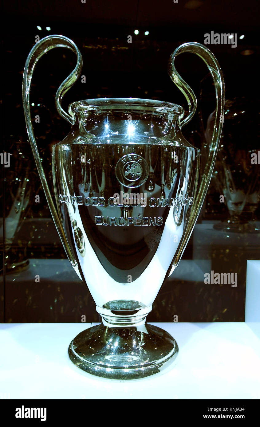 Pokale Champions League Santiago Bernabeu Stadion Real Madrid Madrid Stock Photo Alamy