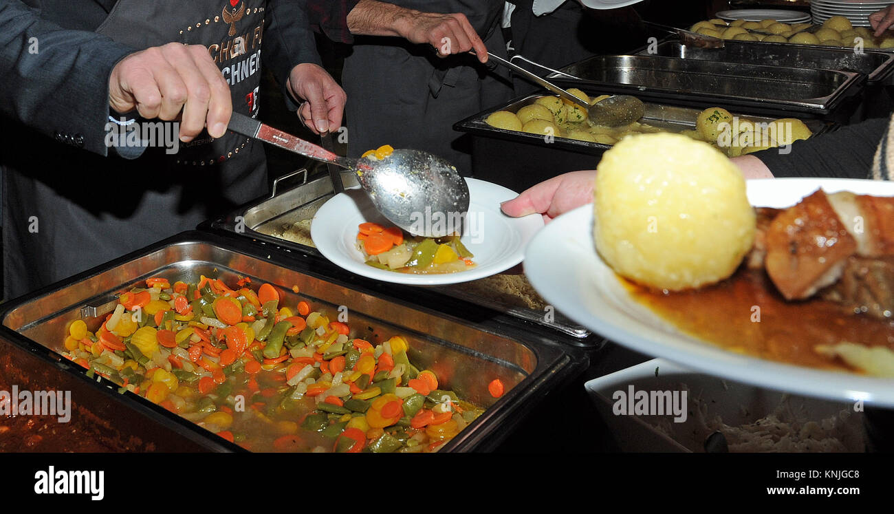 Munich Germany 11th Dec 2017 Food Being Distributed By