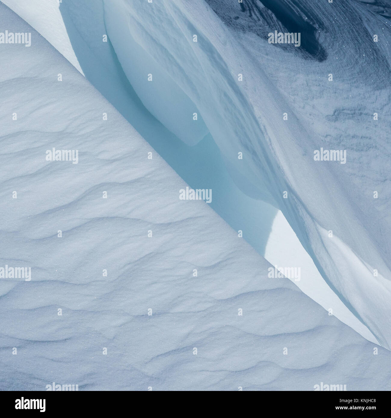 Paxton's Tower. UK. 11th December, 2017. Abstract image of snow drift patterns and shapes, Brecon Beacons National Park, Wales. Credit: Drew Buckley/Alamy Live News Stock Photo