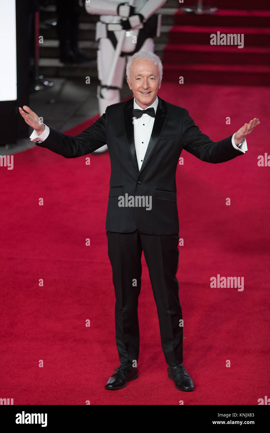 Royal Albert Hall, London UK. 12th December 2017. Anthony Daniels arrives for the European Premiere of Star Wars - The Last Jedi . ©Chris Yates/ Alamy Live News Stock Photo