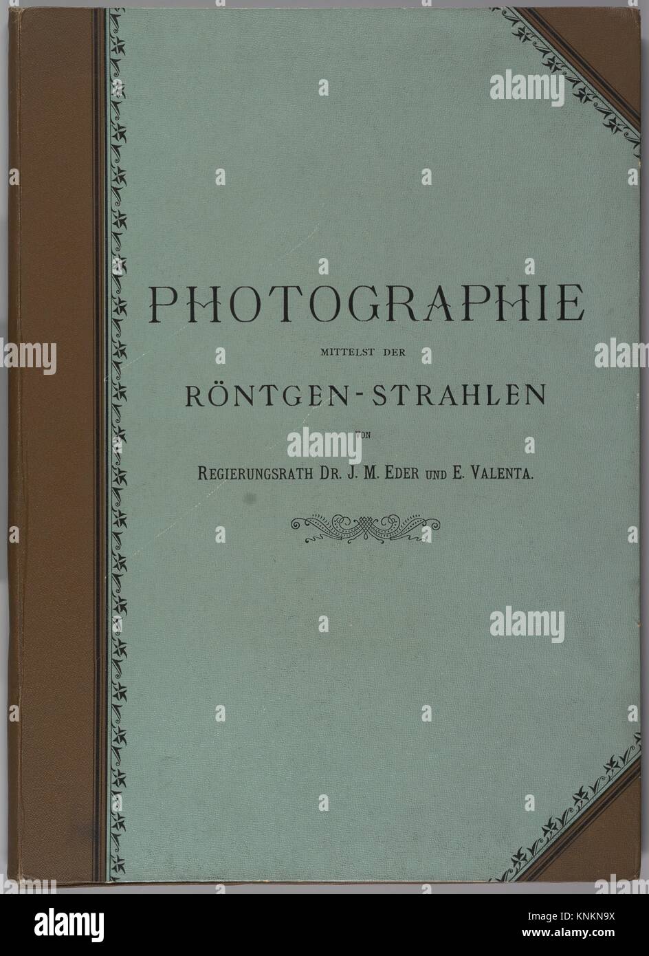 Versuche über Photographie mittelst der Röntgen´schen Strahlen. Artist: Josef Maria Eder (Austrian, Krems an der Donau, 1855-1944 Kitzbühel) and; Stock Photo