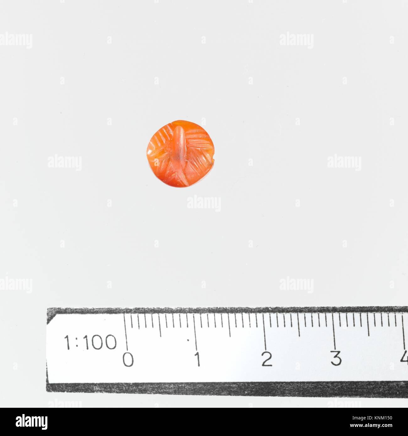 Seal Culture Minoan Crete Medium Carnelian Dimensions Other 3 8 X 1 4 In 1 X 0 6 Cm Classification Gems Stock Photo Alamy