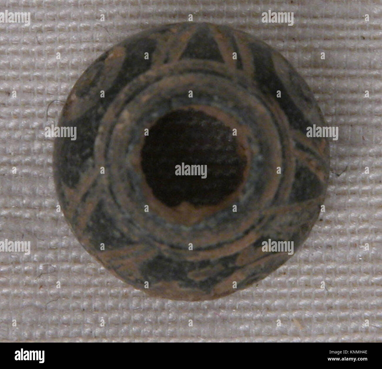 Button or Bead MET sf48101221ea Button or Bead MET sf48101221ea