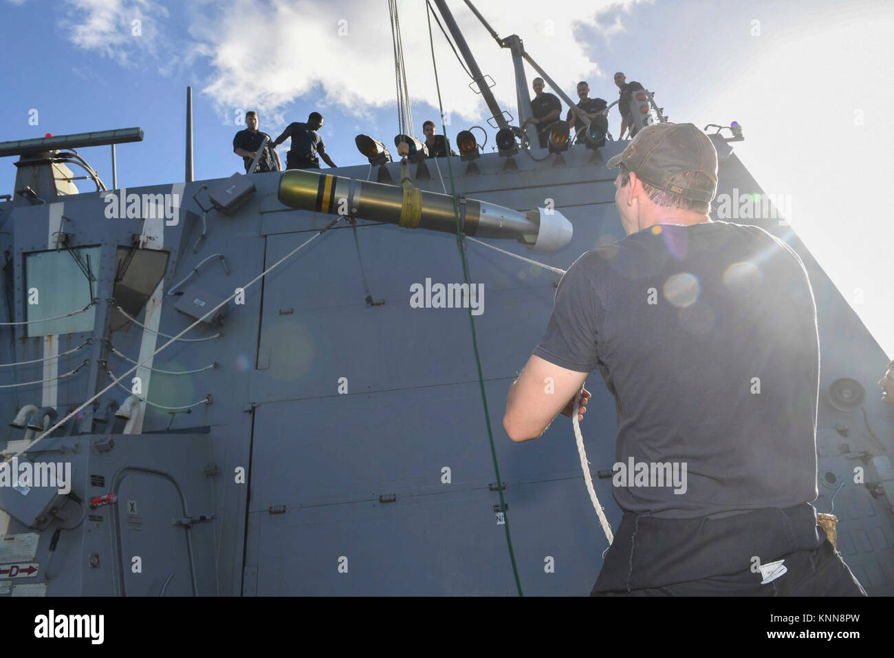 OCEAN (Nov. 20, 2017) Sailors aboard the Arleigh Burke-class guided ...