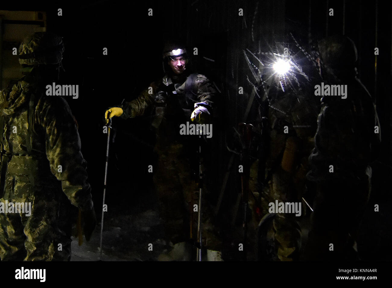 Cadre and students of the Northern Warfare Training Center's Cold ...