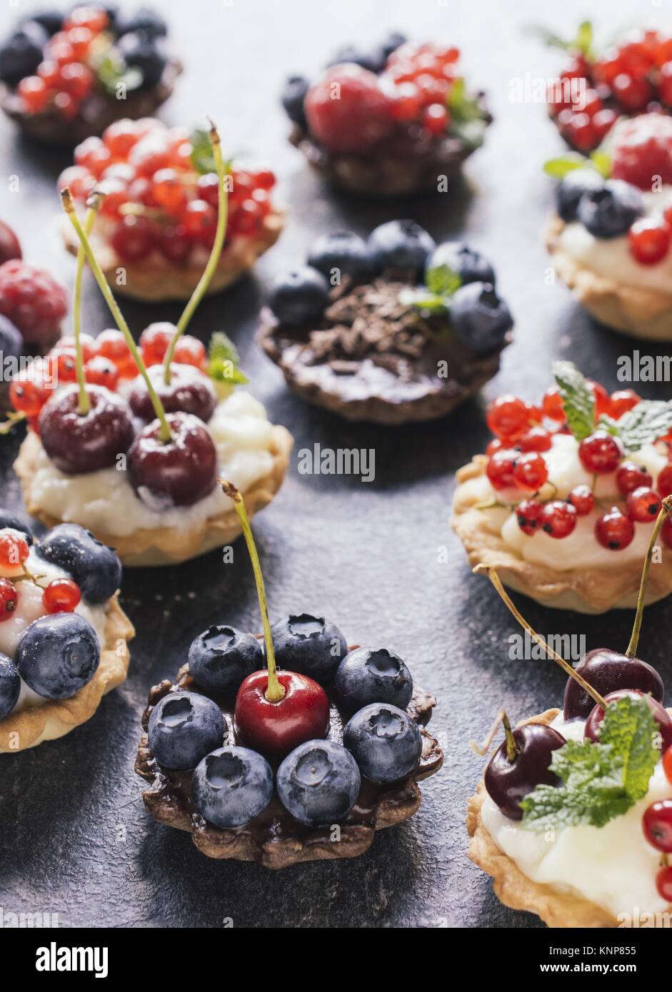 Mini tarts hi-res stock photography and images - Alamy