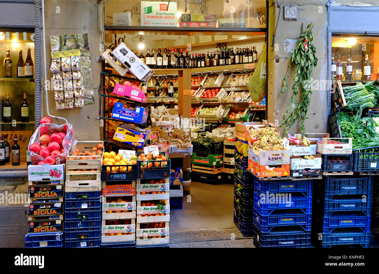 Italian Grocery Store Stock Photos & Italian Grocery Store Stock ...