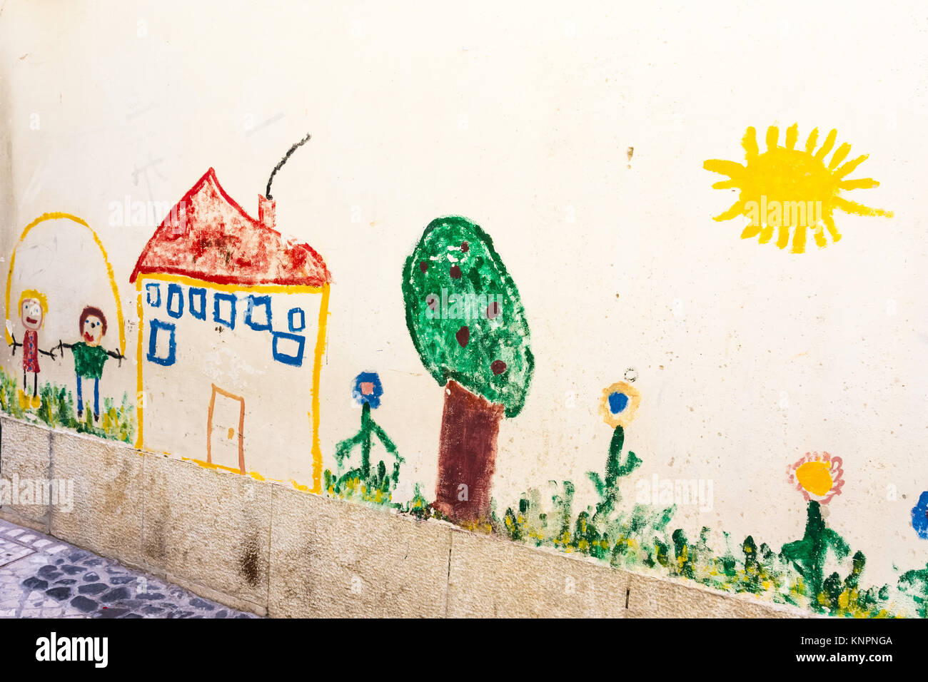 Drawing Wall Kids Stock Photos & Drawing Wall Kids Stock Images - Alamy