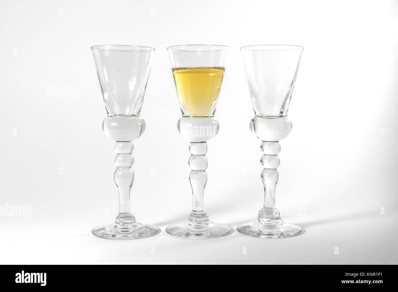Fancy wine glass hi-res stock photography and images - Alamy
