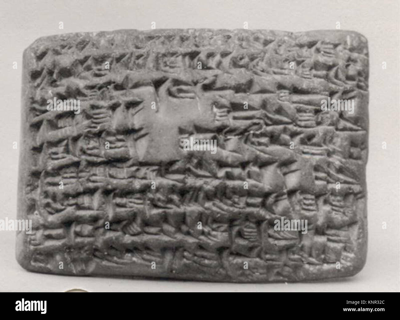 Cuneiform tablet- quittance, Egibi archive MET ME79 7 37 321557 Stock Photo