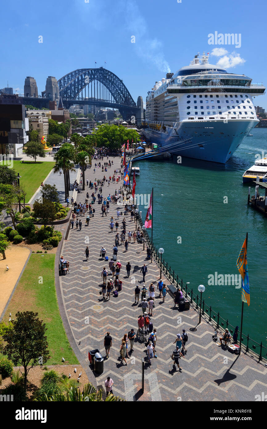 Elevated view of west side of Circular Quay, with cruise ship berthed at Overseas Passenger Terminal, Sydney, New South Wales, Australia Stock Photo