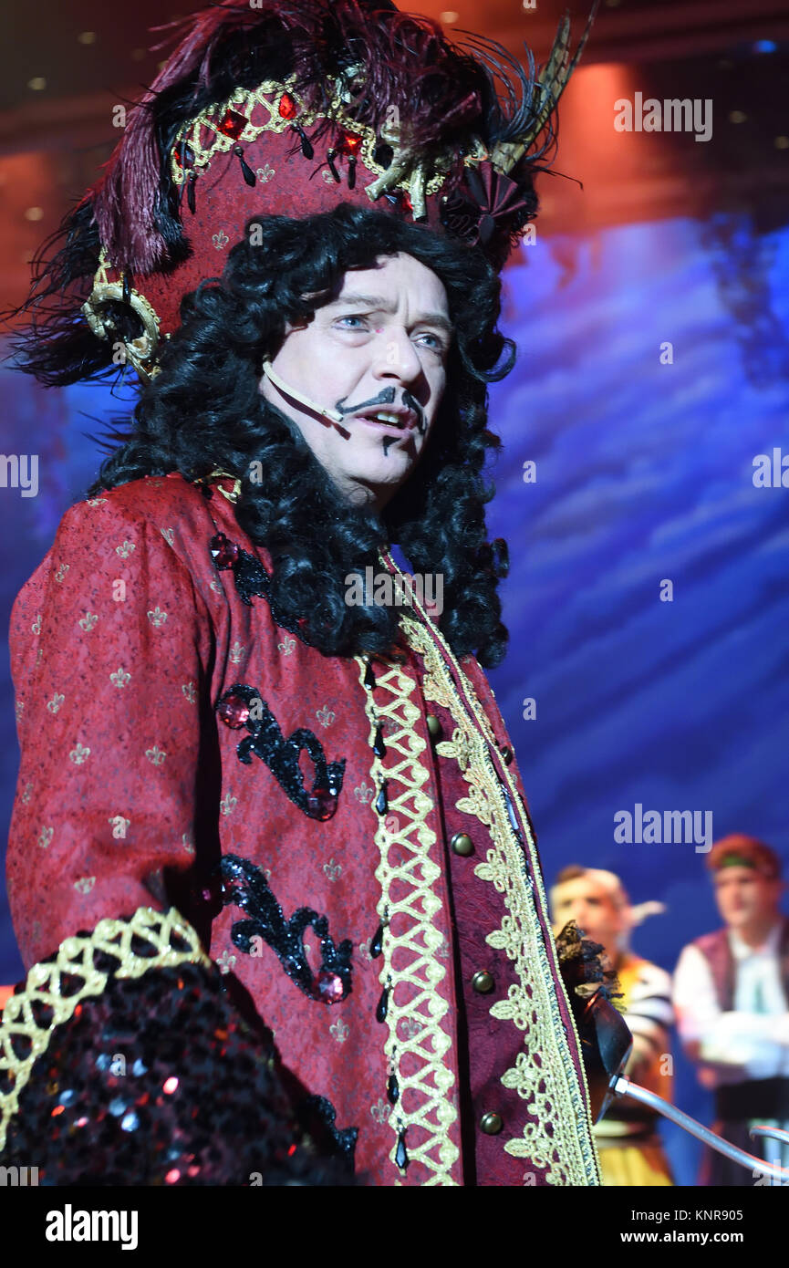 Adam Woodyatt or Ian Beale from EastEnders as Captain Hook in the Swindon production of the Pantomime Peter Pan Stock Photo