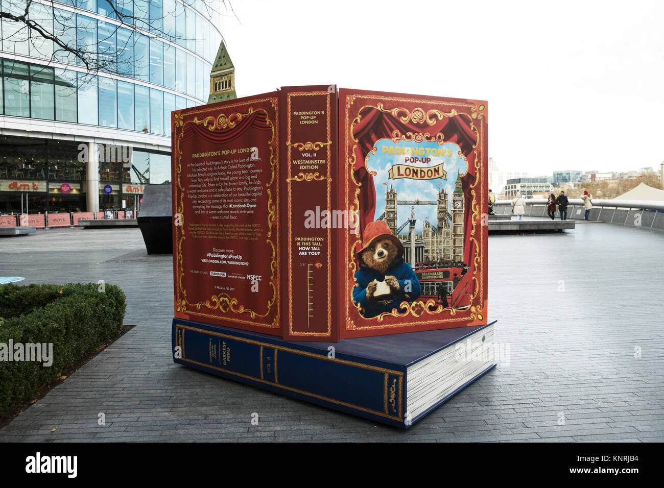 Pop up book installation hi-res stock photography and images - Alamy