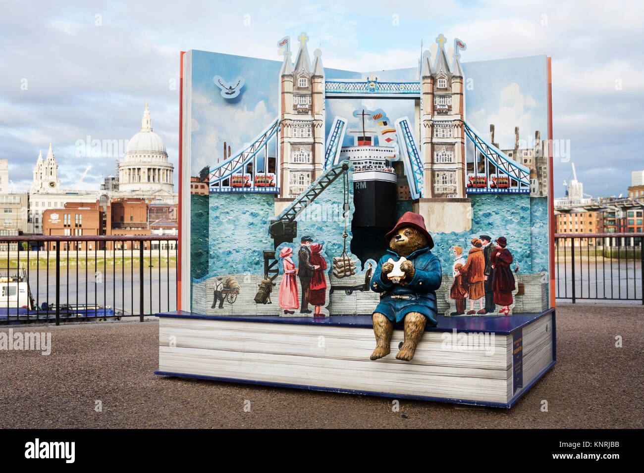 Paddington's London, book installations Bond's Paddington Bear. Bankside London, UK Photo - Alamy