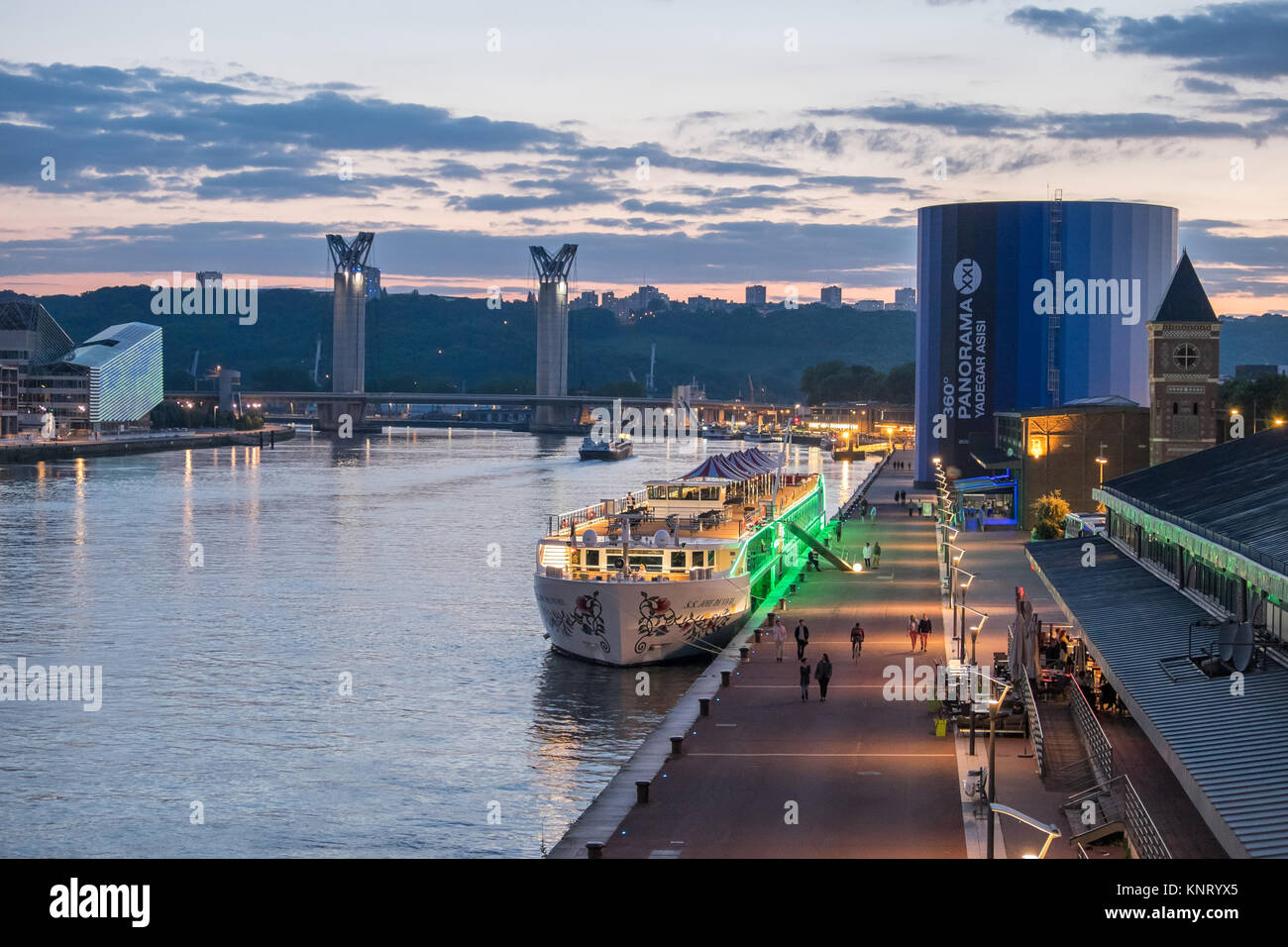 Rouen (northern France): banks of the River Seine, with the building of the spectacular cultural venue 'panorama XXL' on the right bank and the 'pont  Stock Photo